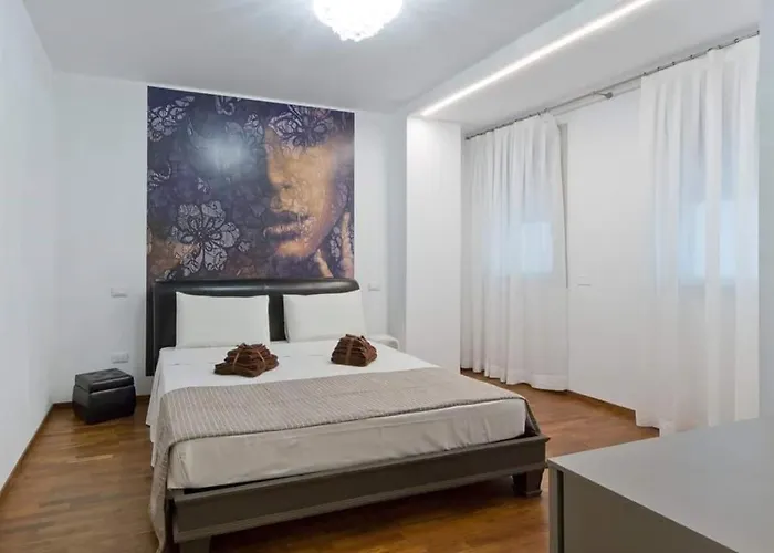 Central Stema Luxury